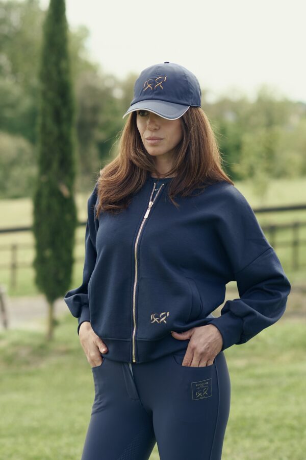 Zip-up Sweatershirt — immagine 1